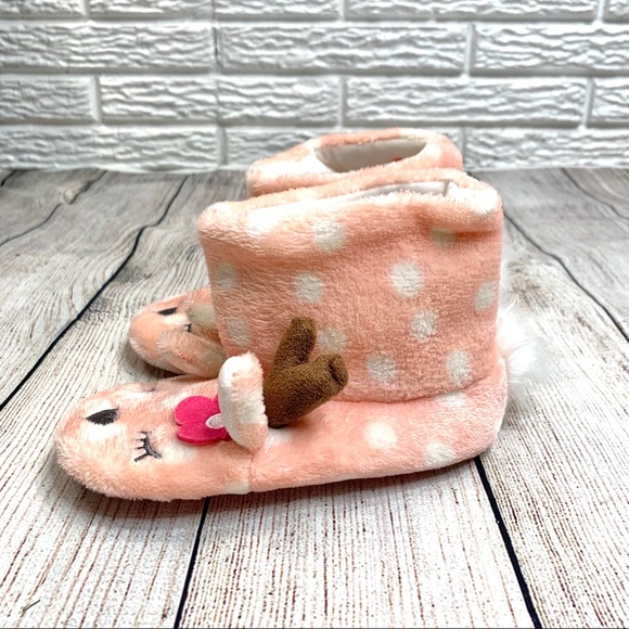 5/$25 Cat & Jack Fuzzy Sleepy Reindeer Slipper Boots - Picture 4 of 6